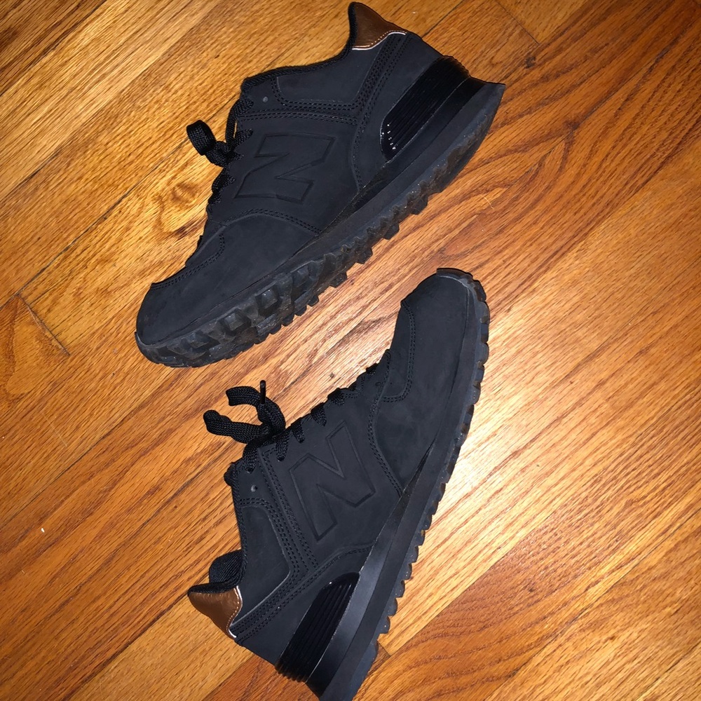 New Balance Molten Glitter Sneakers